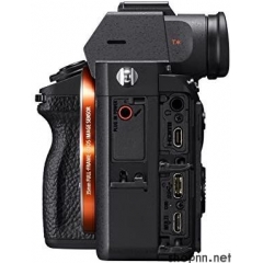 Sony 索尼 a7 III ILCE7M3/B 全画幅无反镜可互换镜头相机,带 3 英寸液晶显示屏,仅机身,底座配置,黑色